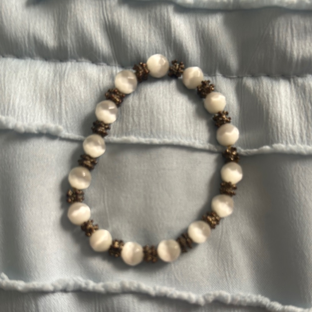 Elegant White and Brown Beaded Bracelet